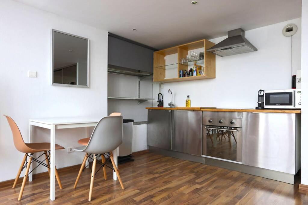 Ideal Pros Et Tourisme - Le Loft De Guise Avec Parking Prive Appartement Nancy Buitenkant foto